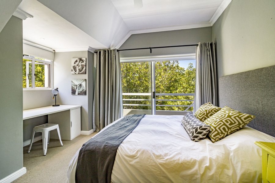 5 Bedroom Property for Sale in Erinvale Golf Estate Western Cape